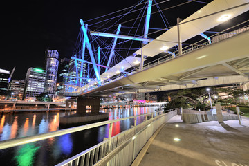Naklejka premium Australia Landscape : Kurilpa Bridge of Brisbane