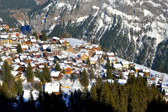 Switzerland Landscape : Ski village of Murren