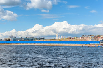 Obraz premium Construction view on the Petrograd side in Saint-Petersburg