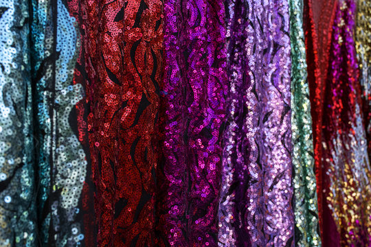 Multicolour textile with pailettes