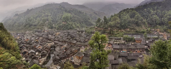 Türaufkleber Zhaoxing Dong Village, Qiandongnan, Guizhou, China © grigvovan