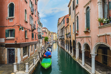 Fototapeta na wymiar Canal in Venice , Italy