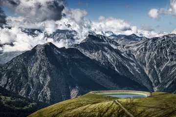 Fotobehang Walliser Alpen mit Bergsee / Speichersee © wearepixel