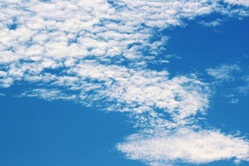 blur of blue sky with cloud