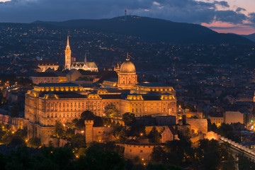 Fototapeta premium Buda Castle at dusk.