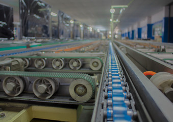 Fototapeta premium The chain and shaft drive Line Conveyor