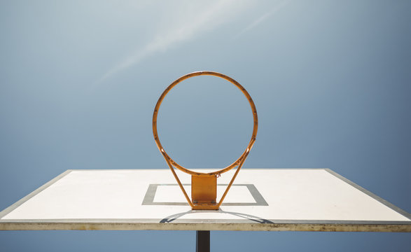 Basketball hoop, upward veiw