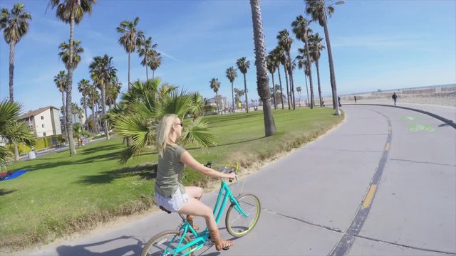 Couple cycling