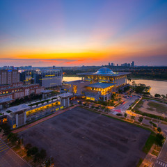 Fototapeta premium Sunset view at Masjid Tuanku Mizan Zainal Abidin, Putrajaya, Malaysia
