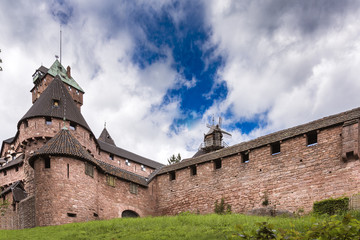 Fototapeta na wymiar Château du Haut Koenigsbourg en Alsace