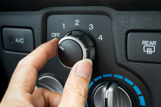 Turning on car air conditioning system