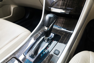 Automatic transmission gear shift.