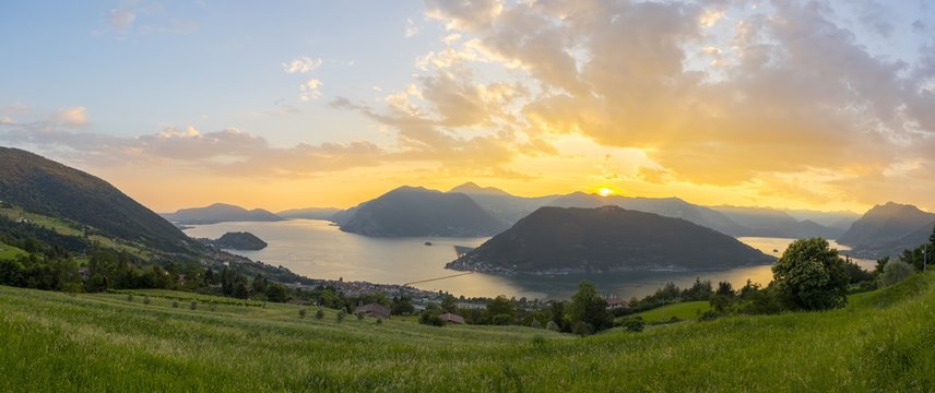 Lago d'Iseo & The Floating Piers