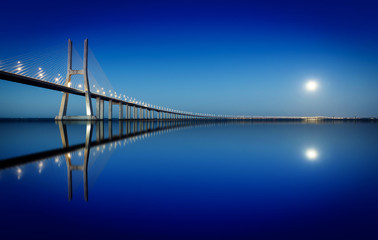 Vasco-da-Gama-Brücke, Lissabon, Portugal