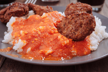 combined home plate, tomato rice and meat balls