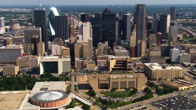Dallas, Texas, viewed from the south. Shot in 2007.