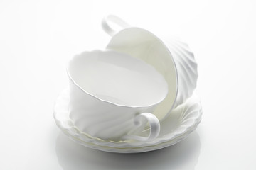 cup and saucer 