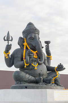 Black Ganesha Hindu God statue