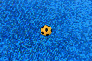 Fototapeta na wymiar ball, water, background