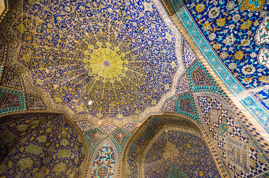 Stunning Interiors of Imam Mosque in Esfahan