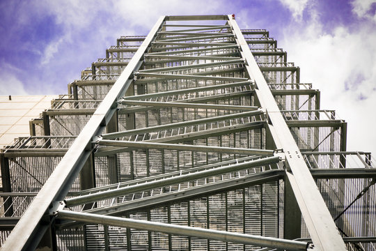 Rettungstreppe Feuertreppe auf Aussenfassade