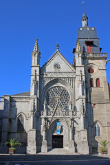 Fototapeta na wymiar St Leonard church, Fougeres