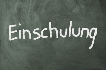Obraz premium ein Text für die Einschulung steht auf einer Tafel