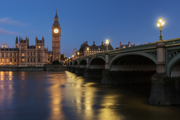 Fototapeta na wymiar Big Ben and Houses of parliament at dusk(blue hour), London, UK 