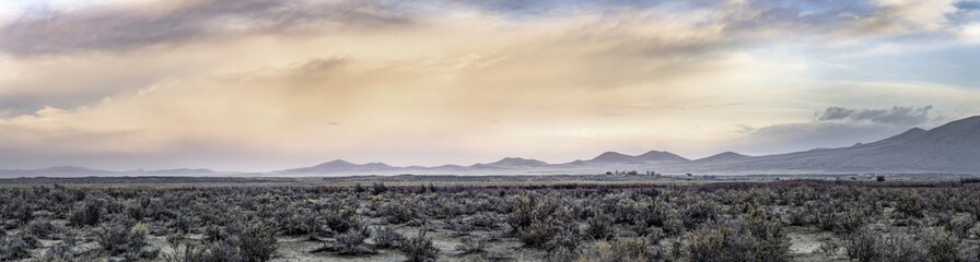 Fototapeta na wymiar Sunrise in Nevada desert panorama