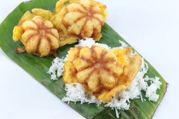 Kanom Luk Don