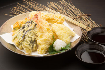 天ぷらの盛り合わせ