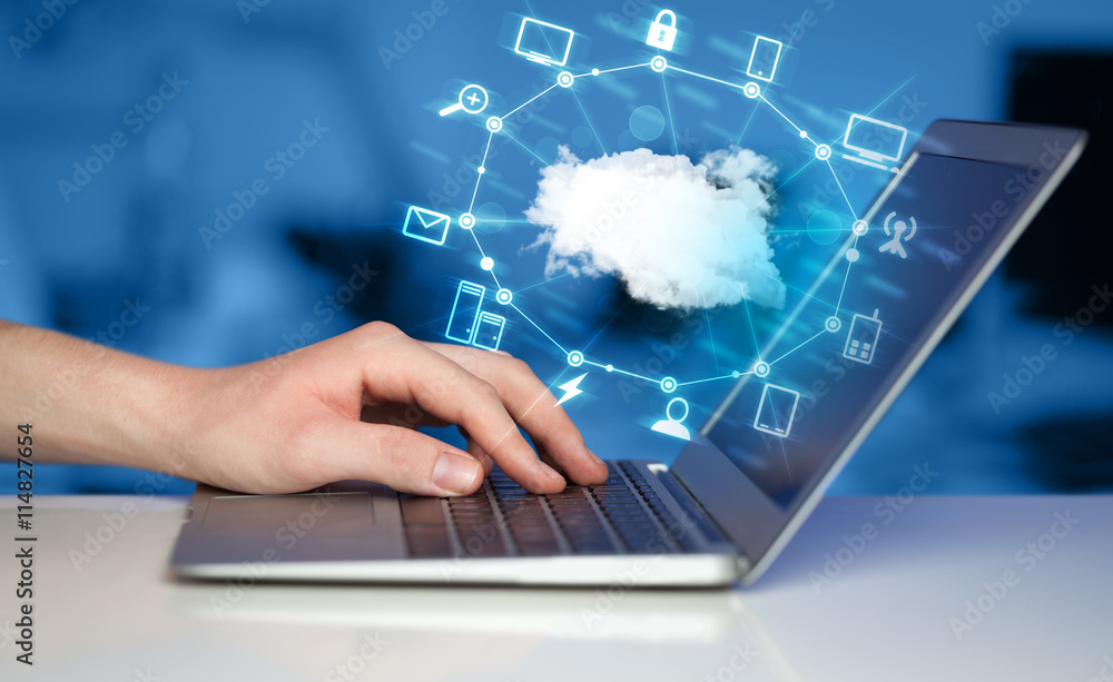 Aufkleber Hand working with a Cloud Computing diagram