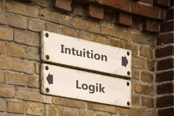 Schild 100 - Intuition