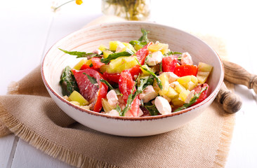 Tomato, pepper, rocket and feta salad