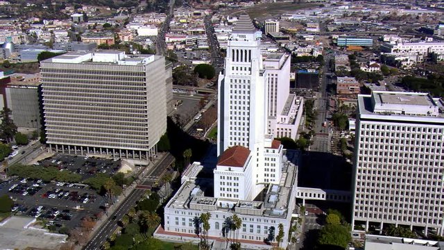Flight past Los Angeles City Hall. Shot in 2008.