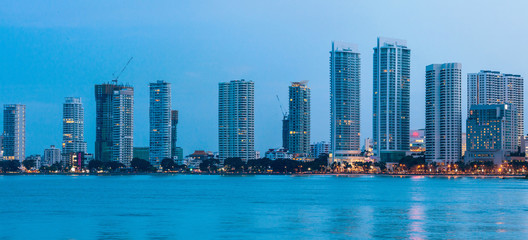 Fototapeta premium Cityscaper, metropolitan, skyscraper, skyline building by the shore of Gurney Drive, George Town, Penang