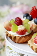 Cupcakes with fresh fruits