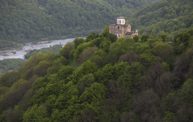 Fototapeta na wymiar old orthodox church in the mountains
