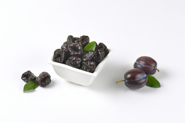bowl of prunes