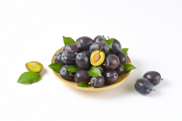 plate of fresh plums