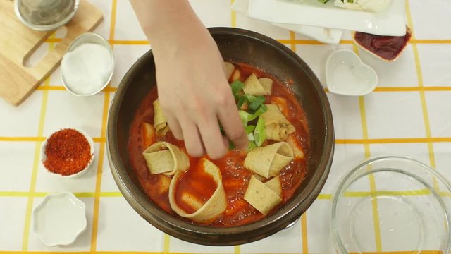 떡볶이에 대파 양배추 넣기