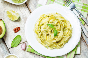 Avocado spinach basil pecan pesto pasta