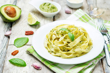 Avocado spinach basil pecan pesto pasta