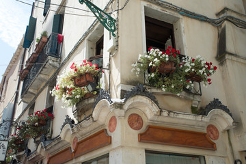 Fototapeta na wymiar Hausfront in Venedig 
