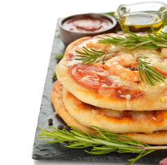 Pizza with shrimp and rosemary