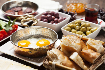 Turkish breakfast - 114891806