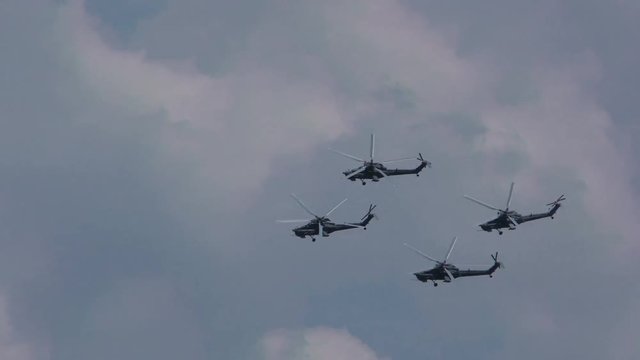 Russian military helicopter Mi 28N air