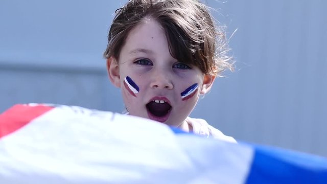 jeune supporteur de la france.