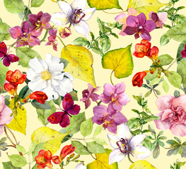 Autumn seamless pattern. Yellow leaves, flowers. Floral watercolor background