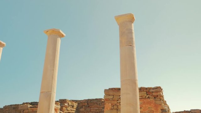 A panning view of the house of Dionysos in the Greek island of Delos
